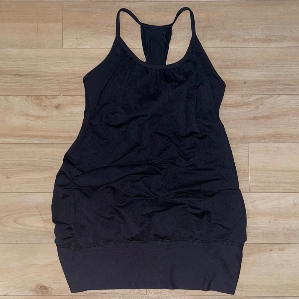 Lululemon no limits black tank top - Picture 3 of 10